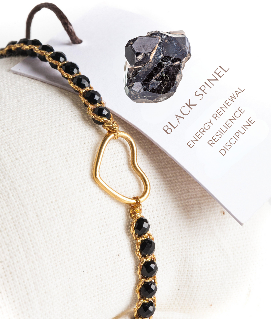 Black Spinel Heart Bracelet | Gold