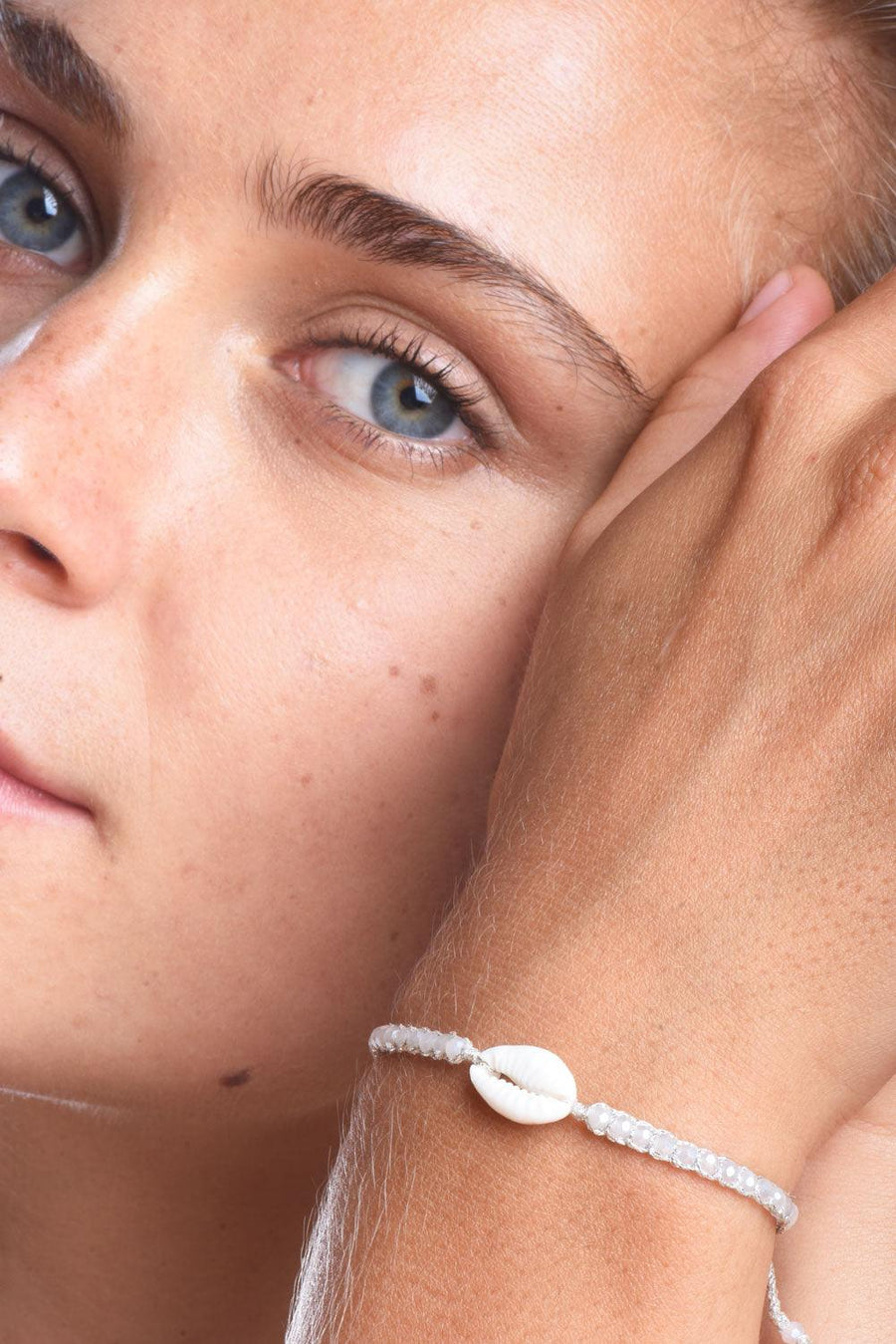 Crystal Rainbow Shell Bracelet | Silver - Samapura Jewelry